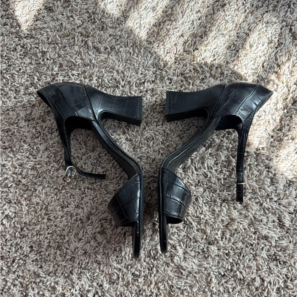 Aquatalia Black Croc-Embossed Heels - Picture 2 of 6